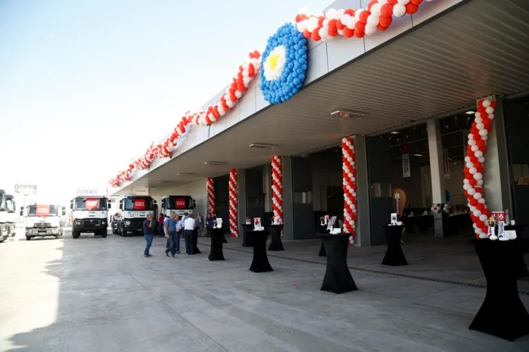 kokteyl-izmir-catering-organizasyon-acilis-kurumsal-siyah-strec-giydirme-bistro-giydirme-acilis-lansman-temel-atma-kokteyl-kutlama-organizasyonlari-ceromany-trio-konsept-izmir-organizasyon-firmasi-izmir-catering-firmasi-acik-bufe-kokteyl-atistirmaliklar-bbq-coffe-break-servis-hizmet-sunum-hijyen-dekor-kokteyl-izmir-catering-organizasyon-acilis-kurumsal-cadir-isitma-hizmeti-bodrum-catering-hizmeti-kurumsal-catering-bodrum-kokteyl-etkinlikleri-bodrum-dugun-catering