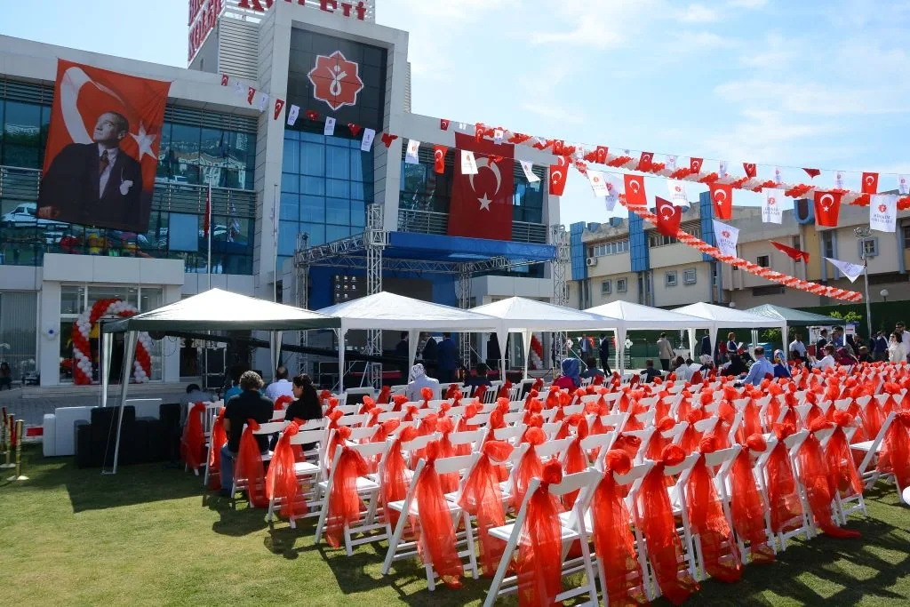 kokteyl-organizasyonu-kurumsal-etkinlik-lansman-acilis-organizasyon-temel-atma-organizasyon-fuar-organizasyonu-izmir-catering-hizmeti-izmir-organizasyon-kanepe-sunumlari-ozel-organizasyonlar-acilis-lansman-temel-atma-fuar-orgaizasyon-firmalari-nisan-dugun-kokteyl-organizasyonlari-kokteyl-menü-altarnetifleri-sunum-dekor-catering-firmasi-servis-sunum-izmir-organizasyon-firmalari